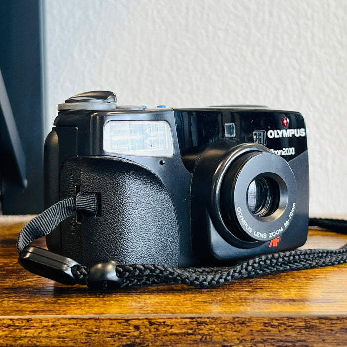 Olympus Zoom2000