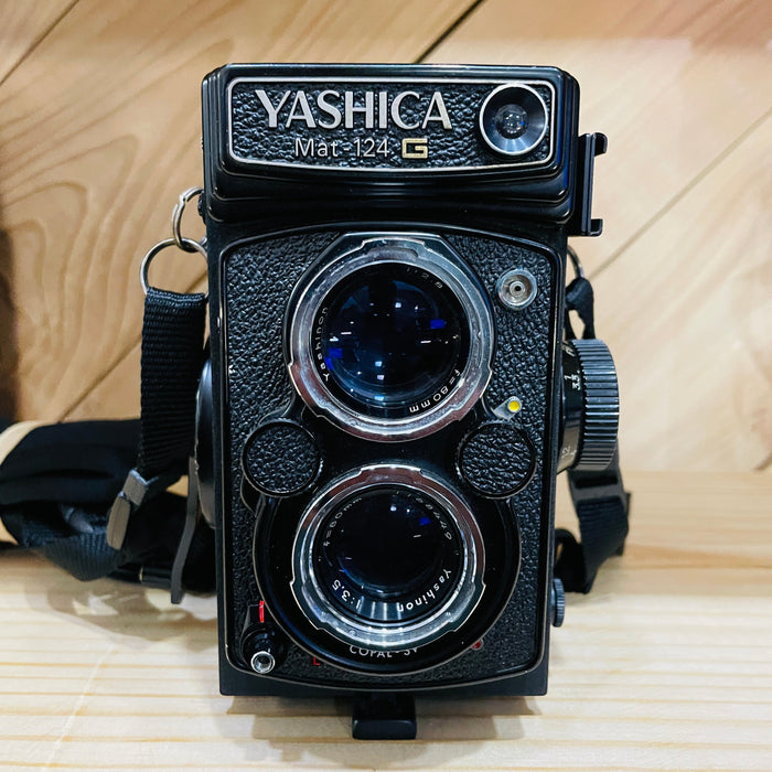 Yashica Mat-124G 80mm Yashinon f/3.5 S#1092306