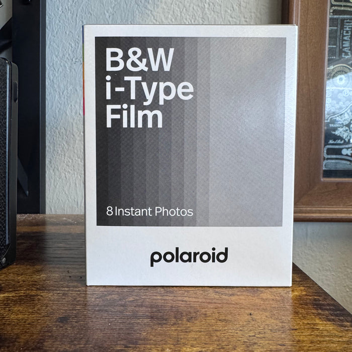 Polaroid i-Type Film B&W
