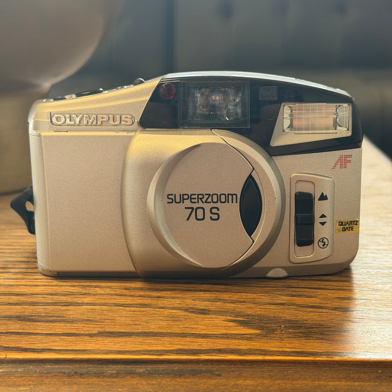 Olympus Superzoom 70S