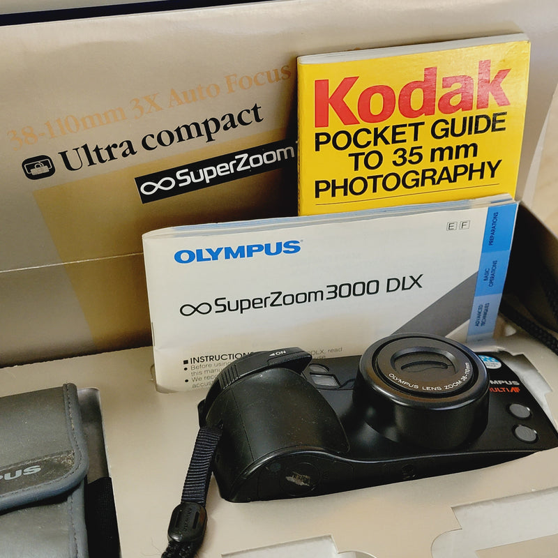 Olympus Infinity SuperZoom 3000 DLX with box & extras