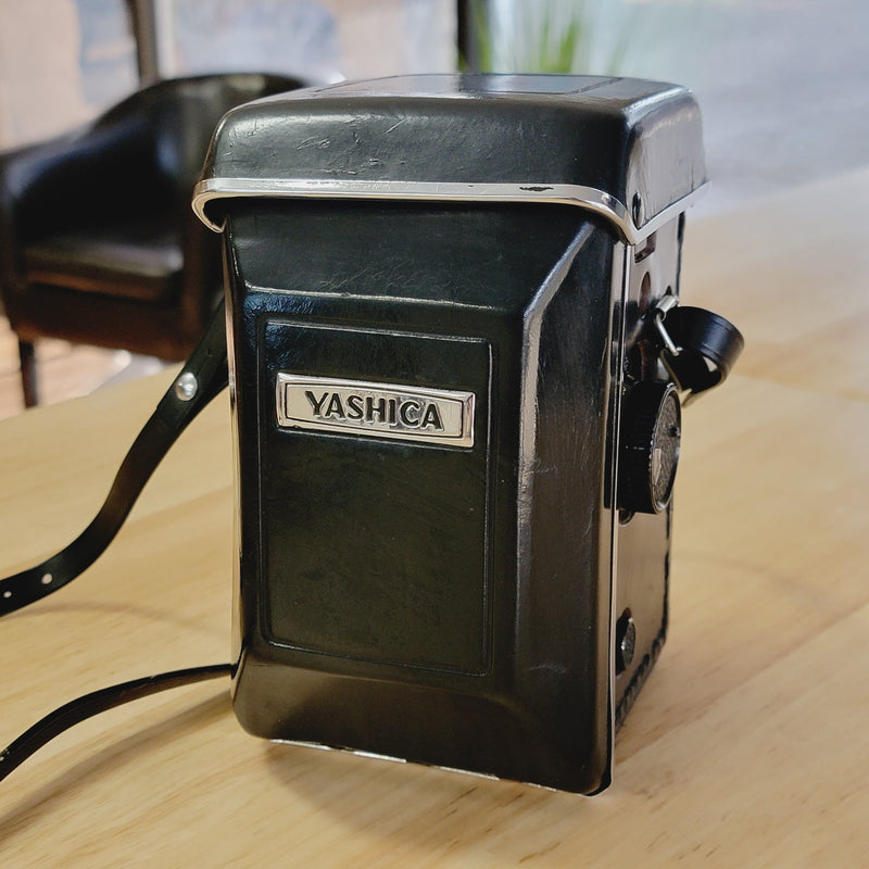 Yashica-Mat 124 G TLR Camera