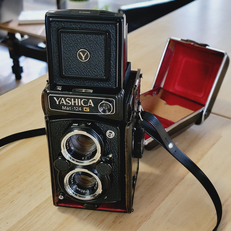Yashica-Mat 124 G TLR Camera