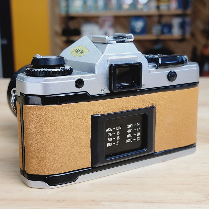 Yashica FXD 35mm SLR with 135mm f/2.8 lens