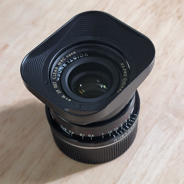 Voigtländer ULTRON Vintage Line 35mm F2 New Voigtlander Ultron Vintage Line 35mm f2 size comparison