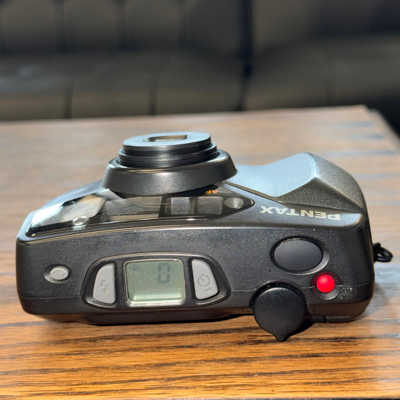 Pentax IQZoom EZY-R 35mm Point & Shoot Film Camera – 38-70mm Zoom Lens