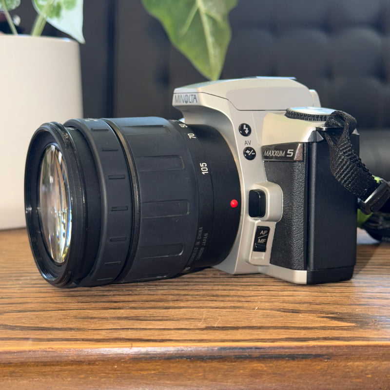 Minolta Maxxum 5 35mm Film Camera with Tamron AF 28–105mm f/4–5.6 Lens