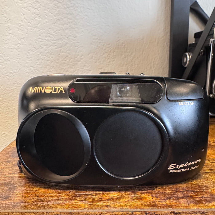 Minolta Explorer Freedom Zoom EX 35mm Point & Shoot Film Camera – 28-75 mm Zoom Lens | Tested & Working