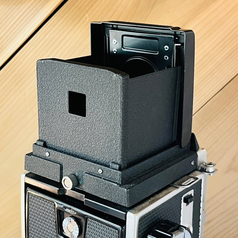 MAMIYA C220 Pro TLR Film Camera with 80mm f/2.8 Mamiya-Sekor Lens