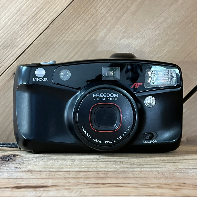 Minolta Freedom Zoom 70 EX AF (7150)