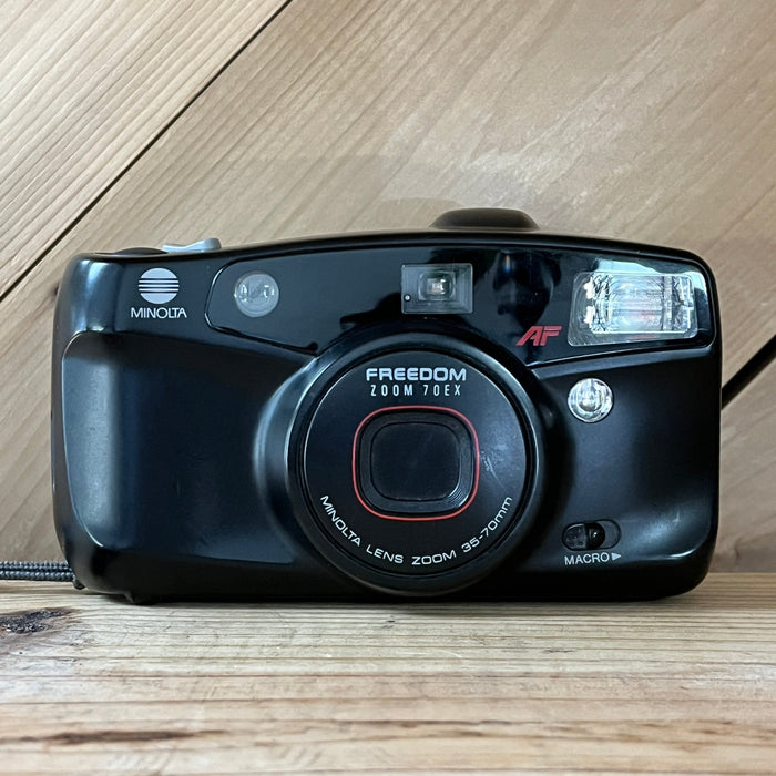 Minolta Freedom Zoom 70 EX AF (7150)