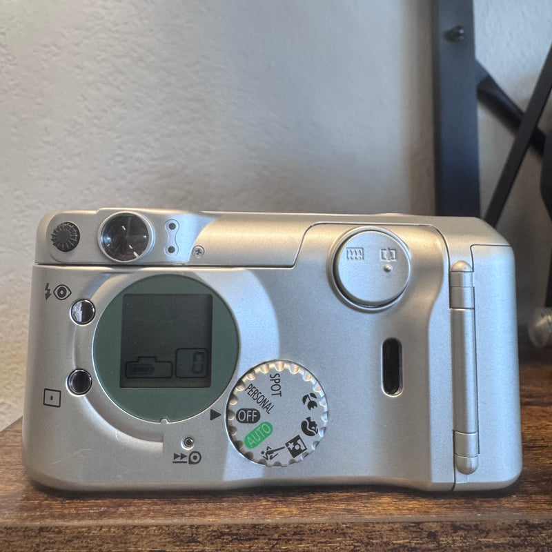 Canon Sure Shot Z155 — 35 mm Film Point & Shoot Camera (37-155 mm Zoom, Fully Automatic)