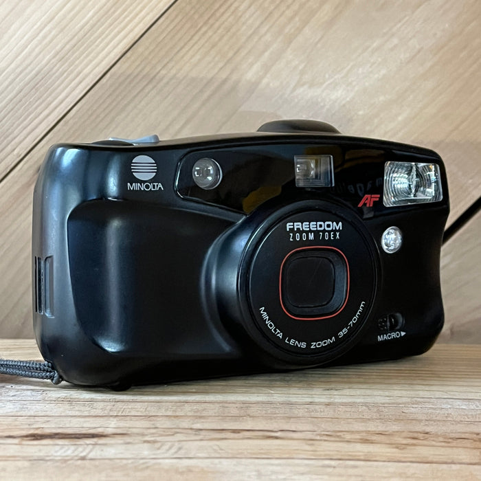 Minolta Freedom Zoom 70 EX AF (7150)