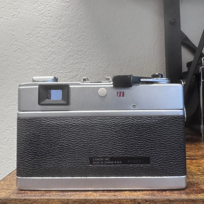 Canon Canonet 28 — 35 mm Rangefinder Film Camera (40 mm f/2.8 Lens, Program Auto Exposure)