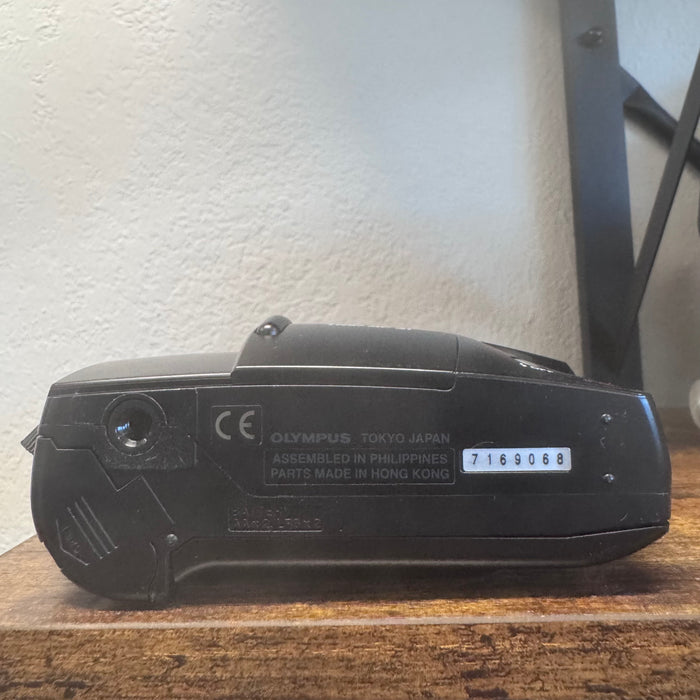 Olympus Trip AF-31 — 35mm Point & Shoot Film Camera (34mm f/5.6, Auto-AF, Built-in Flash)