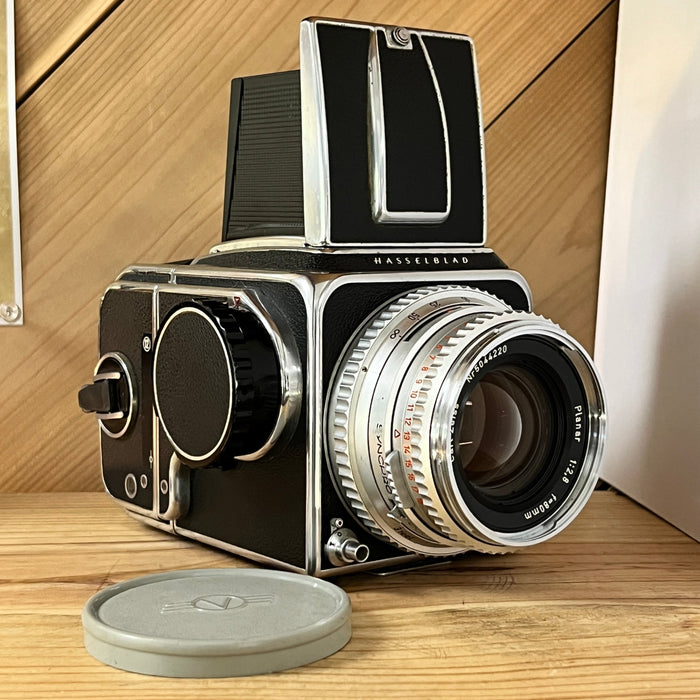 Hasselblad 500 C w/interchangable screen w/ 80mm f/2.8 Zeiss Lens