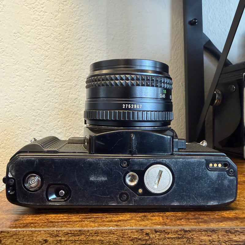Minolta X-700 + MD 50mm 1.7 + MD Rokkor-X 50mm 1.7