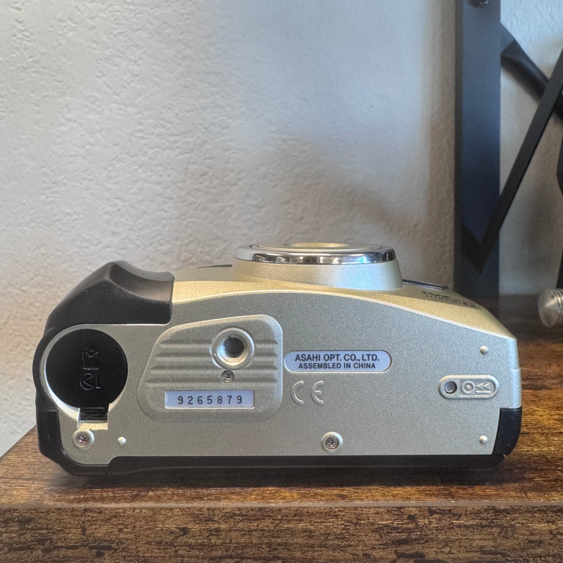 Pentax IQZoom 105G 35mm Point & Shoot Film Camera – 38-105 mm Zoom Lens | Tested & Working