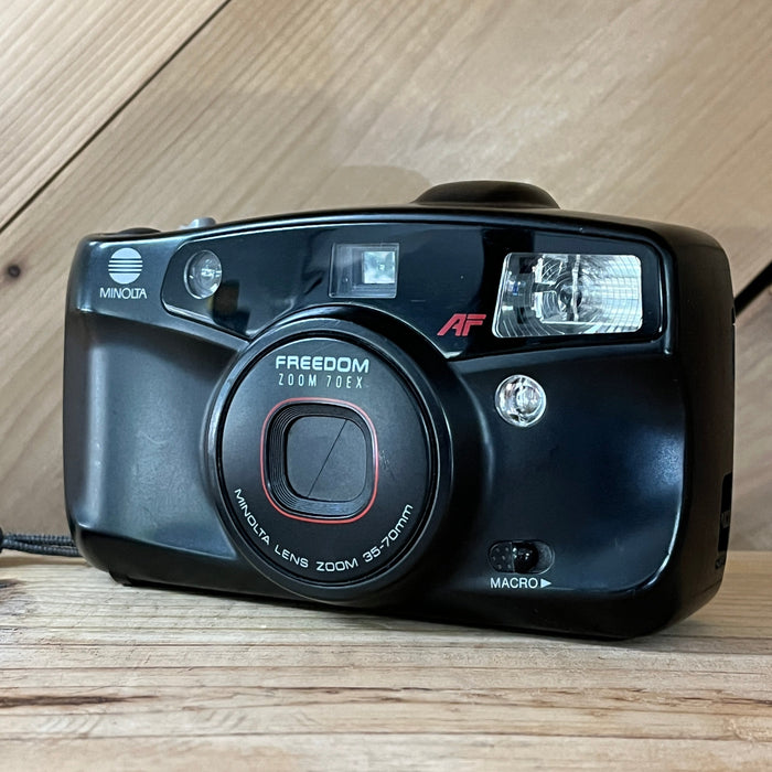 Minolta Freedom Zoom 70 EX AF (7150)