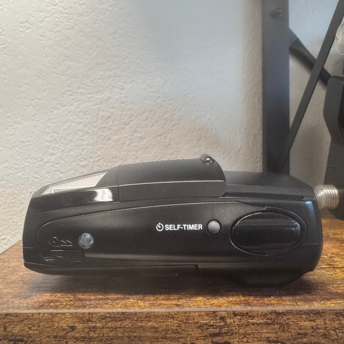 Olympus Trip AF-31 — 35mm Point & Shoot Film Camera (34mm f/5.6, Auto-AF, Built-in Flash)