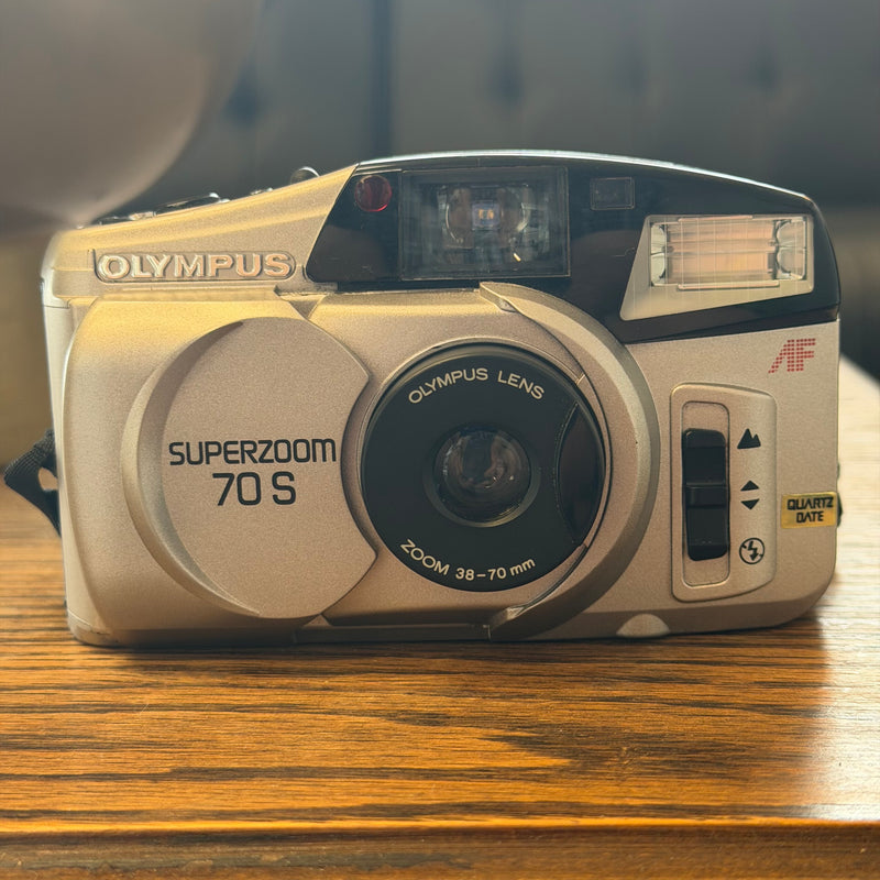 Olympus Superzoom 70S
