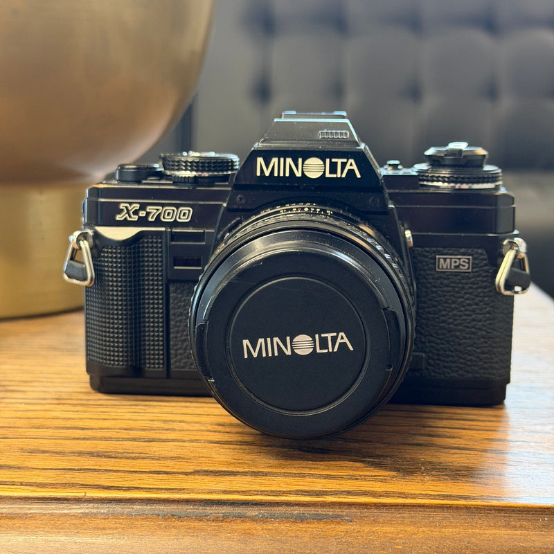 Minolta X-700 + MD ROKKOR-X 50mm 1:1.4