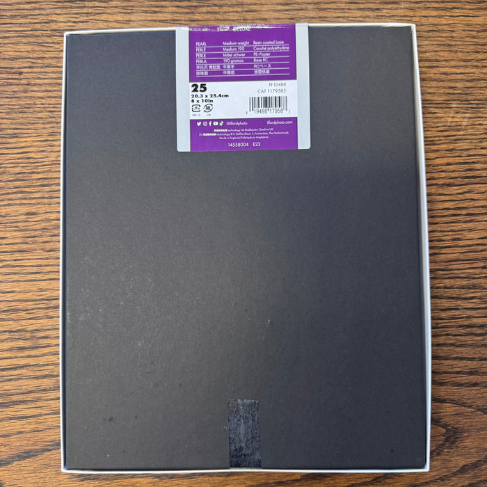 Ilford MULTIGRADE RC DELUXE — Pearl • 8 × 10″ • B/W Variable-Contrast Photographic Paper
