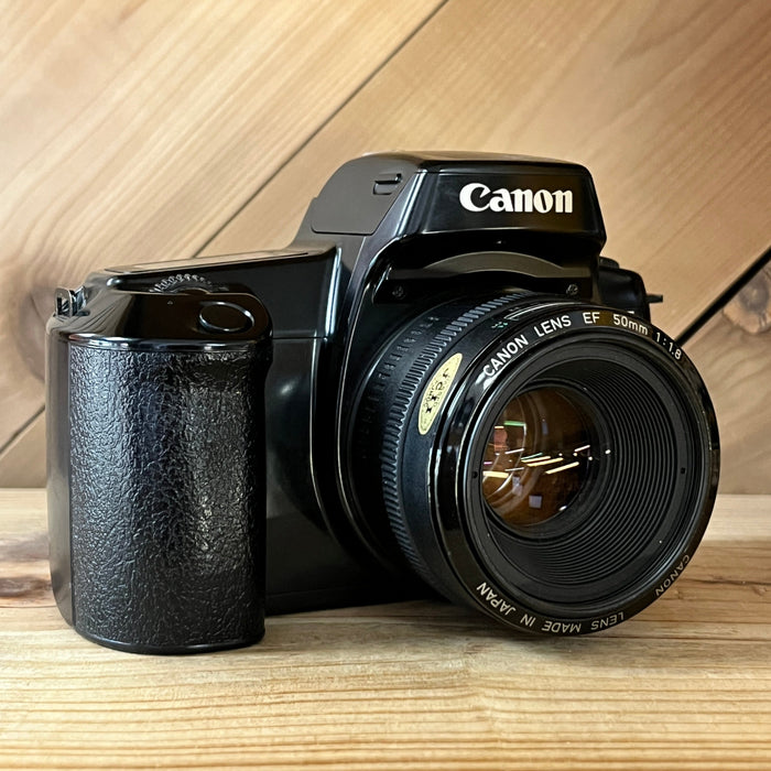 Canon EOS Rebel S II SLR Film Camera w/50mm 1.8
