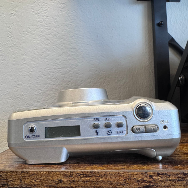 Minolta 110 Zoom Date – 35mm Point & Shoot Film Camera