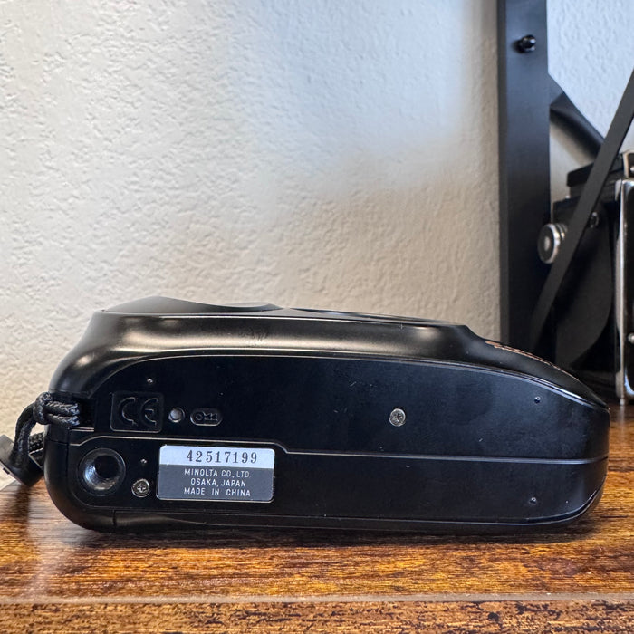 Minolta Explorer Freedom Zoom EX 35mm Point & Shoot Film Camera – 28-75 mm Zoom Lens | Tested & Working