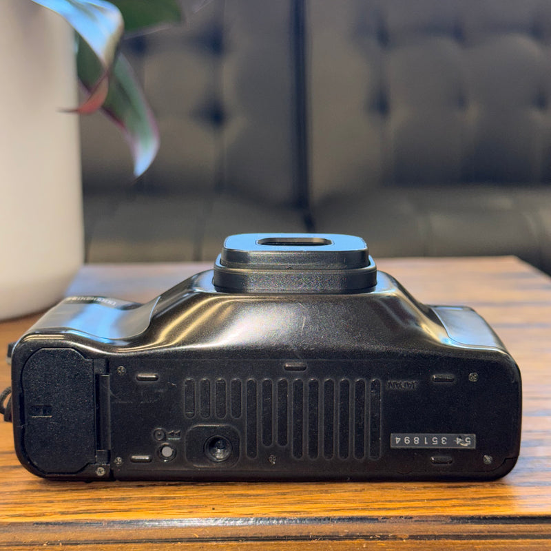 Ricoh Shotmaster Zoom – 35mm Point & Shoot Film Camera (38–76mm Zoom Lens)