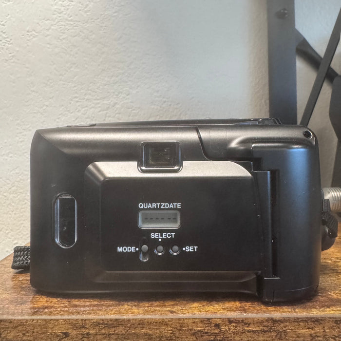 Olympus Trip AF-31 — 35mm Point & Shoot Film Camera (34mm f/5.6, Auto-AF, Built-in Flash)