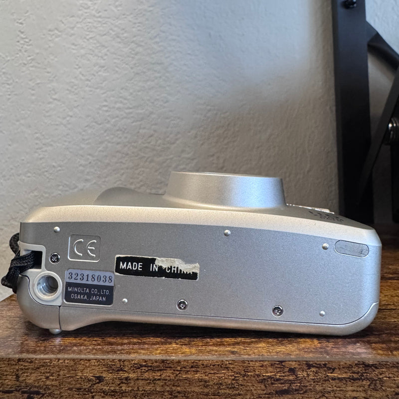 Minolta 110 Zoom Date – 35mm Point & Shoot Film Camera
