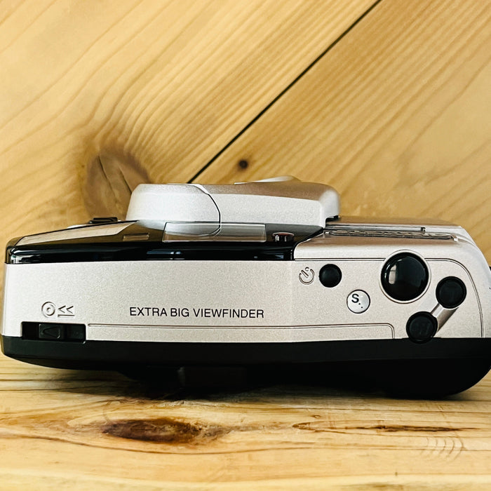 Olympus Superzoom 70s 35mm Point and shoot