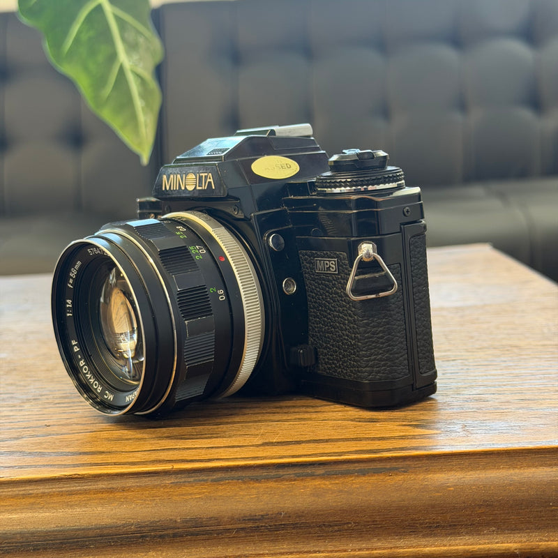 Minolta X-700 35mm Film Camera with Rokkor-PF 58mm f/1.4 Lens