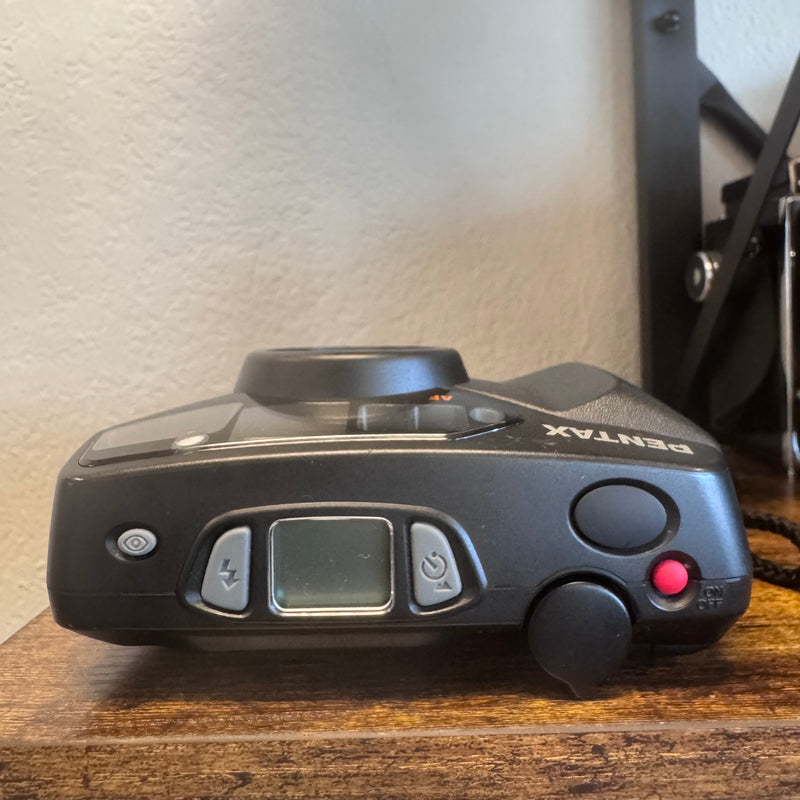 Pentax IQZoom EZY-R 35mm Point & Shoot Film Camera – 38-70mm Zoom Lens | Tested & Working