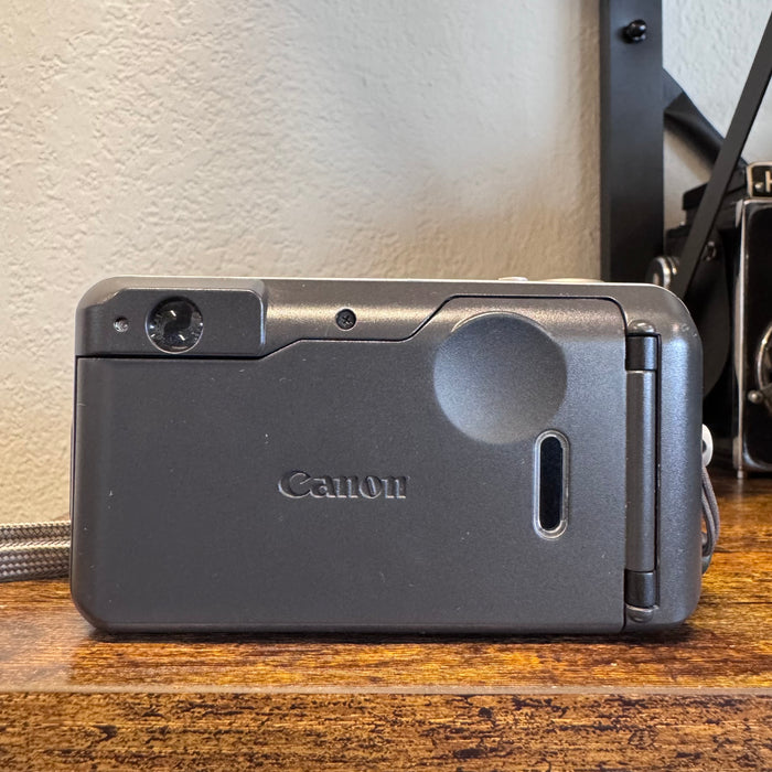 Canon Sure Shot 90u – 35 mm Film Point & Shoot Camera