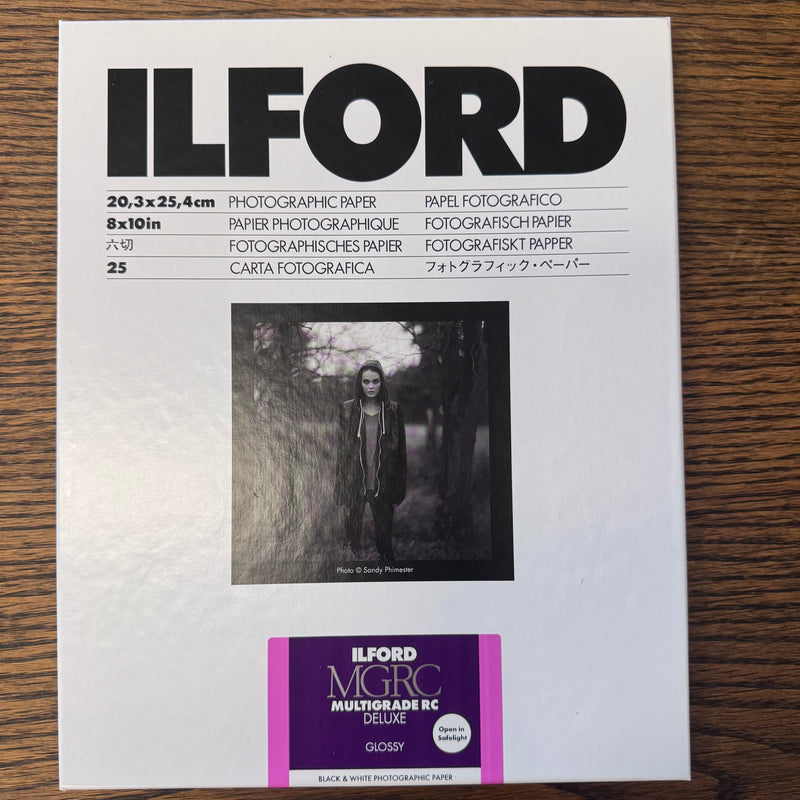 Ilford MULTIGRADE RC DELUXE Glossy — 8×10″ Black & White Photographic Paper 25 sheets