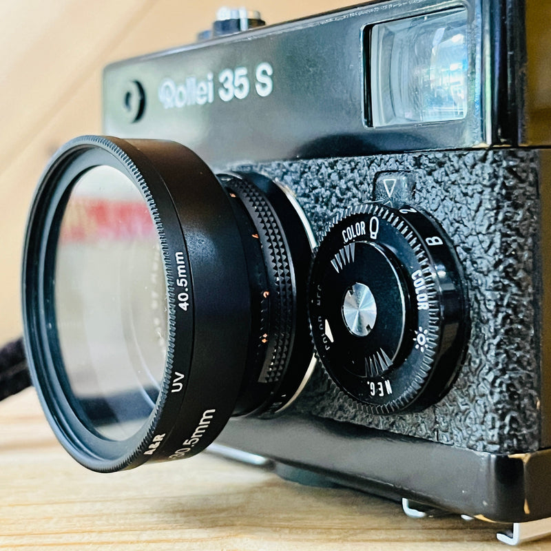 ROLLEI 35 S CAMERA BLACK W/40MM F2.8 SONNAR HFT LENS