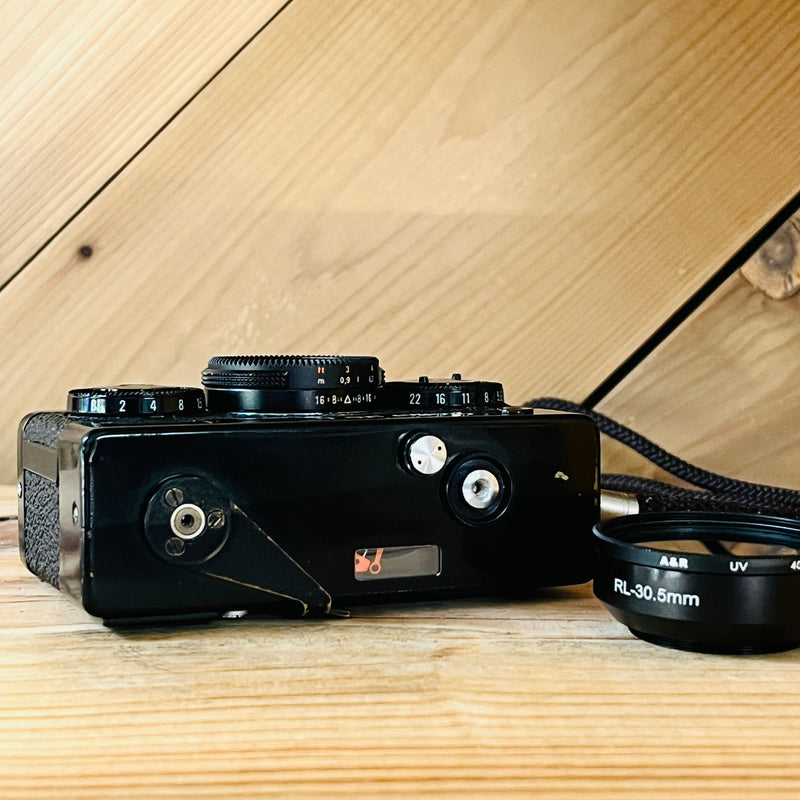 ROLLEI 35 S CAMERA BLACK W/40MM F2.8 SONNAR HFT LENS