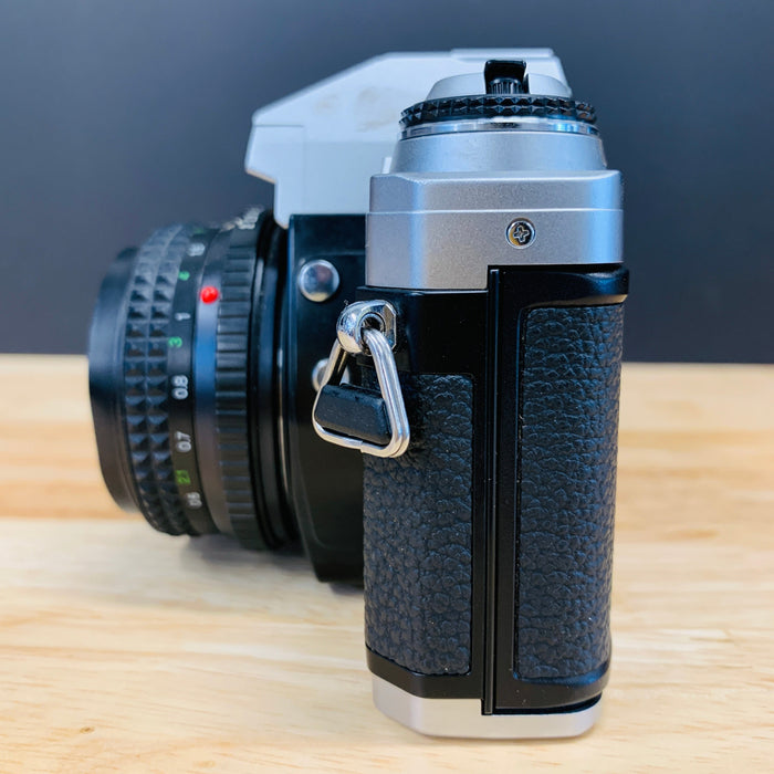 Minolta X-370 with Minolta MD Rokkor X 45mm F/2 Lens