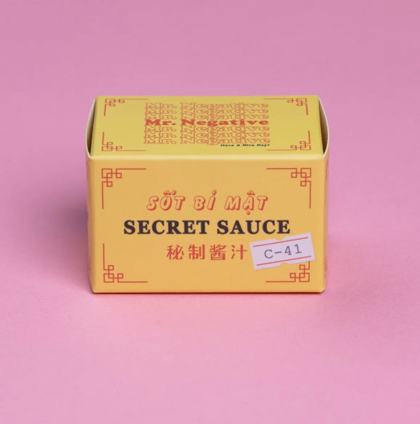 MR NEGATIVE SECRET SAUCE 100 ISO 35MM X 36 EXP. COLOR FILM C-41