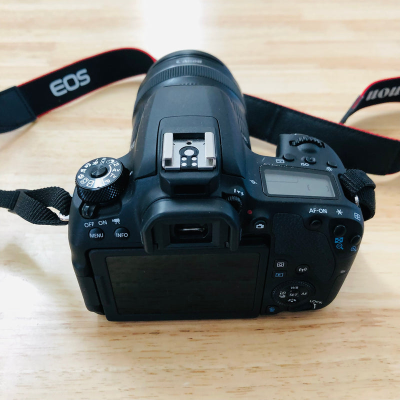 Canon 77D Digital Camera "used"