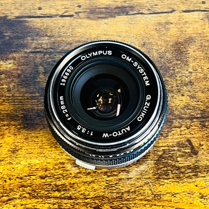 Olympus OM-System Zuiko Auto-W 28mm 2.8