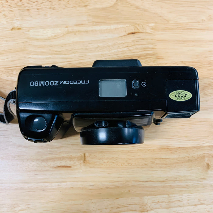 Minolta Freedom Action Zoom 90 Point and Shoot