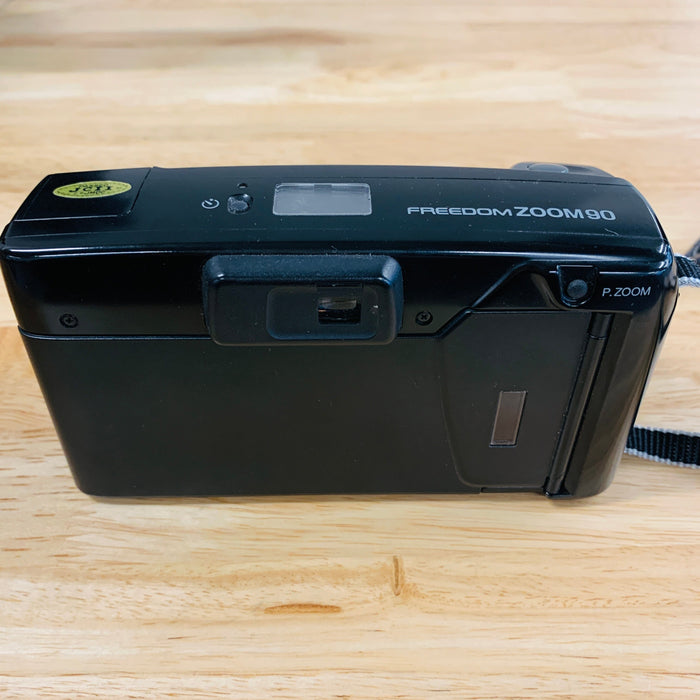 Minolta Freedom Action Zoom 90 Point and Shoot