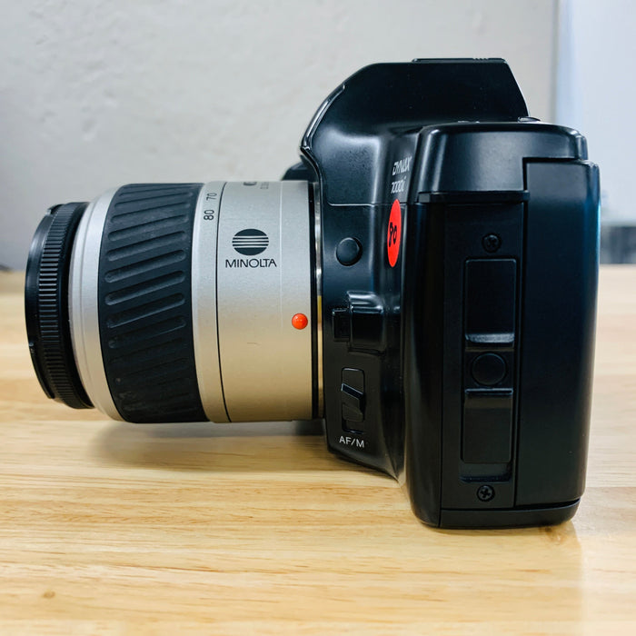 Minolta Dynax 7000i