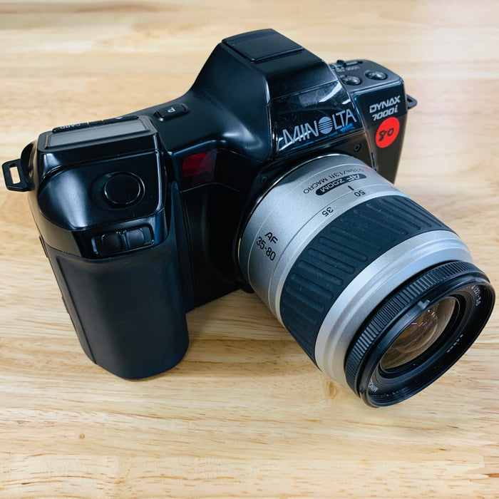 Minolta Dynax 7000i