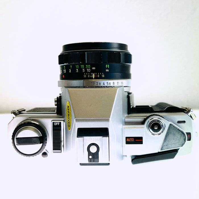 Minolta X-370 with Minolta MC Rokkor PF 55mm F/1.7 Lens S#8327058