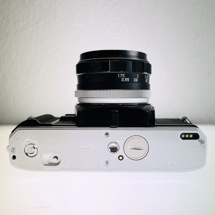 Minolta X-370 with Minolta MC Rokkor PF 55mm F/1.7 Lens S#8327058